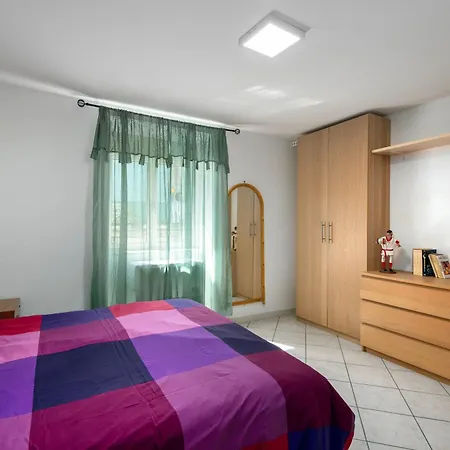 A Bella 'mbriana Naples